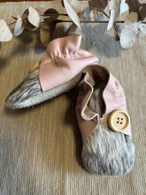 Load image into Gallery viewer, 11cm Button Bootie - Dusty Pink Leather & Cowhide
