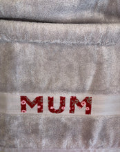 Load image into Gallery viewer, Appliquéd Towel - Mum