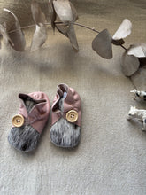 Load image into Gallery viewer, 11cm Button Bootie - Dusty Pink Leather & Cowhide