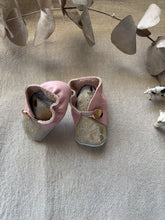 Load image into Gallery viewer, 9cm Button Bootie - Pink Leather & Gold Cowhide