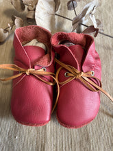 Load image into Gallery viewer, 13cm Button Bootie - Raspberry Leather