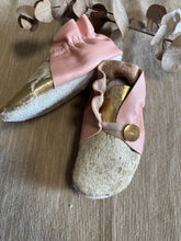 Load image into Gallery viewer, 13cm Button Bootie - Pink Leather and Gold Cowhide