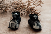 Load image into Gallery viewer, Button Bootie - Black & Cowhide