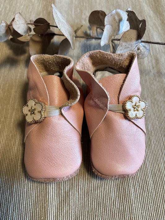 11cm Button Bootie - Pink Pearl Leather