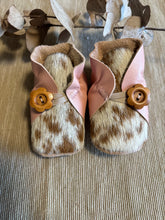 Load image into Gallery viewer, 10cm Button Bootie - Pink Pearl Leather &amp; Cowhide
