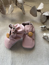 Load image into Gallery viewer, 13cm Button Bootie - Dusty Pink Leather
