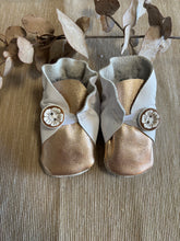 Load image into Gallery viewer, 9cm Button Bootie - White &amp; Rose Gold Leather
