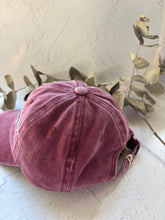 Load image into Gallery viewer, HOWDY Appliqué Cap
