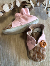 Load image into Gallery viewer, 11cm Button Bootie - Pink Leather &amp; Cowhide
