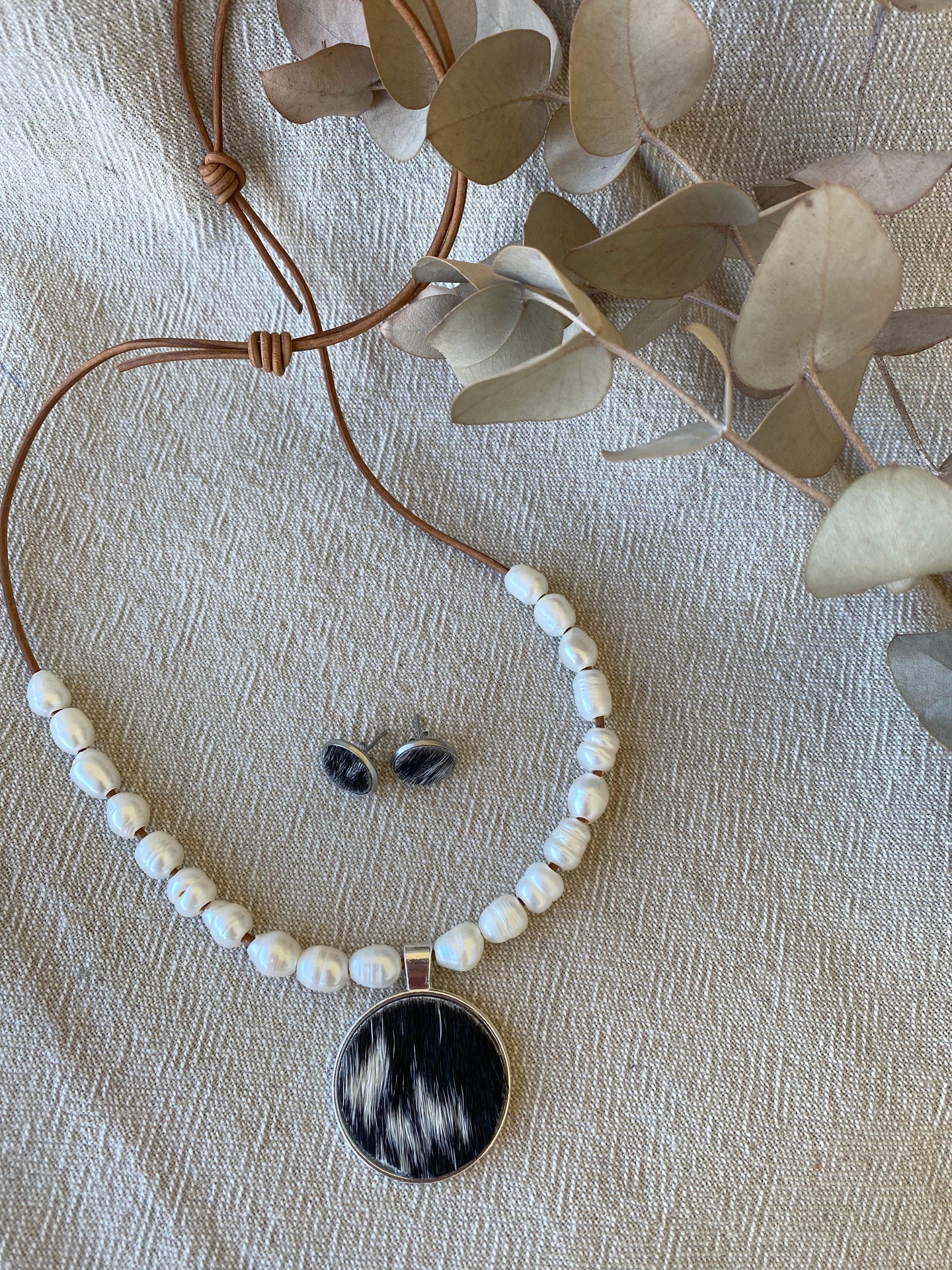 Genuine Cowhide Pendant & Freshwater Pearl Necklace with matching Cowhide Studs