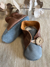 Load image into Gallery viewer, 10cm Button Bootie - Dark Tan &amp; Denim Blue Leather
