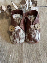 Load image into Gallery viewer, 11cm Button Bootie - Brown Leather &amp; Cowhide
