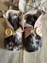Load image into Gallery viewer, 13cm Button Bootie - Pink Leather and Cowhide

