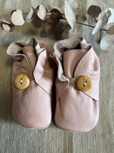 Load image into Gallery viewer, 13cm Button Bootie - Dusty Pink Leather
