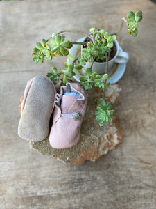 Button Bootie - Dusty Pink Leather